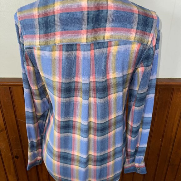 Women's Eddie Bauer‎ Button Up Pink Blue Plaid Super Soft Rayon XS - Picture 5 of 7
